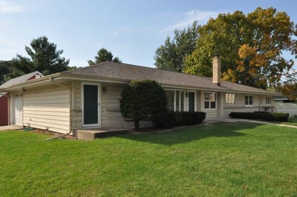 Well Maintained Duplex: 2905 Esser St, Cross Plains, WI 53528